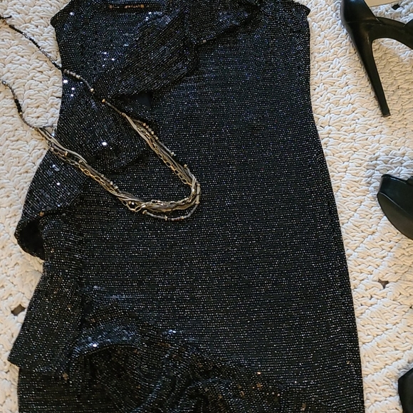 NWOT COCKTAIL DRESS BLACK AND SILVER SHIMMER R - Picture 11 of 16